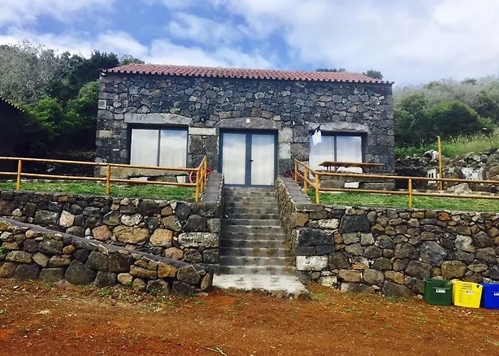 בית כפרי Quinta Do Fragoso *